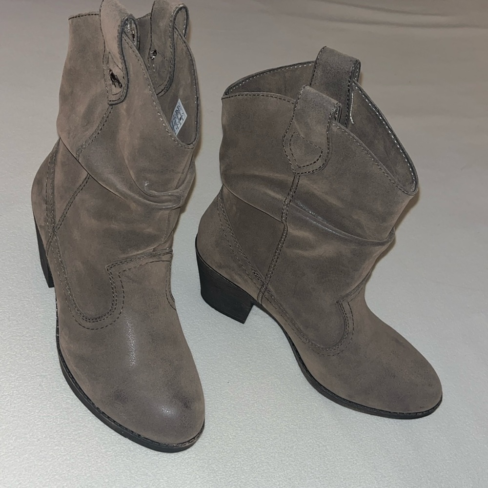 Brown ankle boots